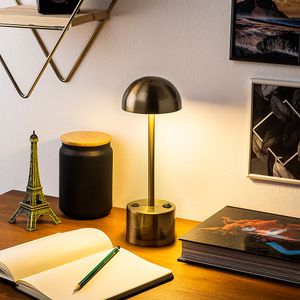 Sept - 13375 Vintage Stolna Lampa