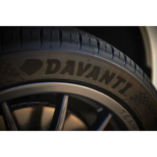 195/70R15C DAVANTI 104/102R VANTOURA all slika 1