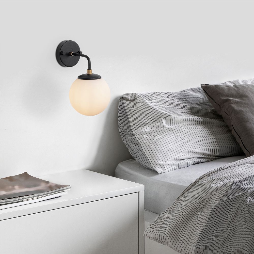 Horn - 12217 Crna Antikna Krem Zidna Lampa slika 1