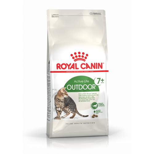 ROYAL CANIN FHN Outdoor +7, potpuna i uravnotežena hrana za mačke starije od 7-12 godina, za mačke koje često izlaze iz kuće i redovito su aktivne, 2 kg slika 1