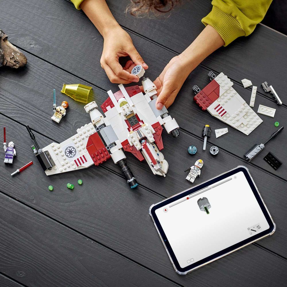 LEGO 75432 V-19 Torrent Starfighter slika 9