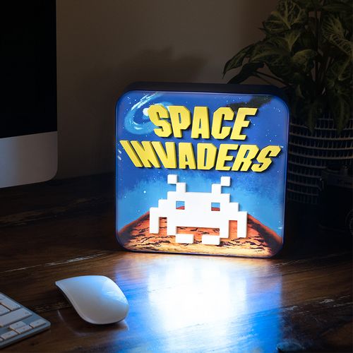 MERCHANDISE OFFICIAL SPACE INVADERS 3D LAMP slika 2
