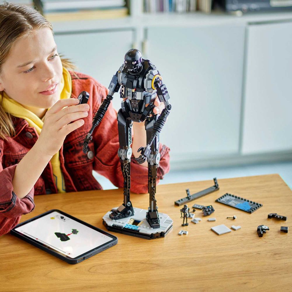 LEGO 75434 K-2SO™ slika 9
