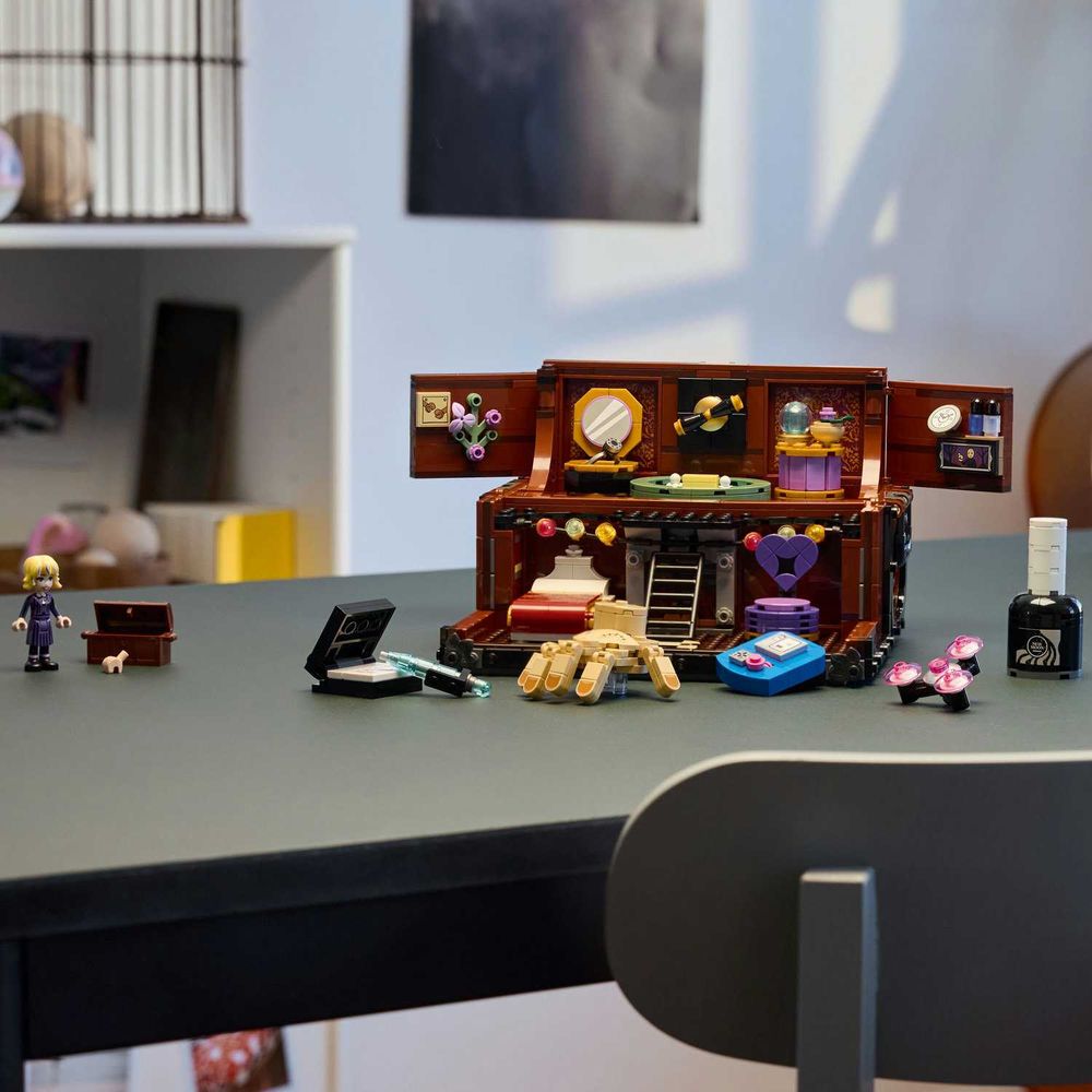 LEGO 76785 Thing’s Apartment slika 8