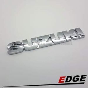 Plastični Natpis Suzuki