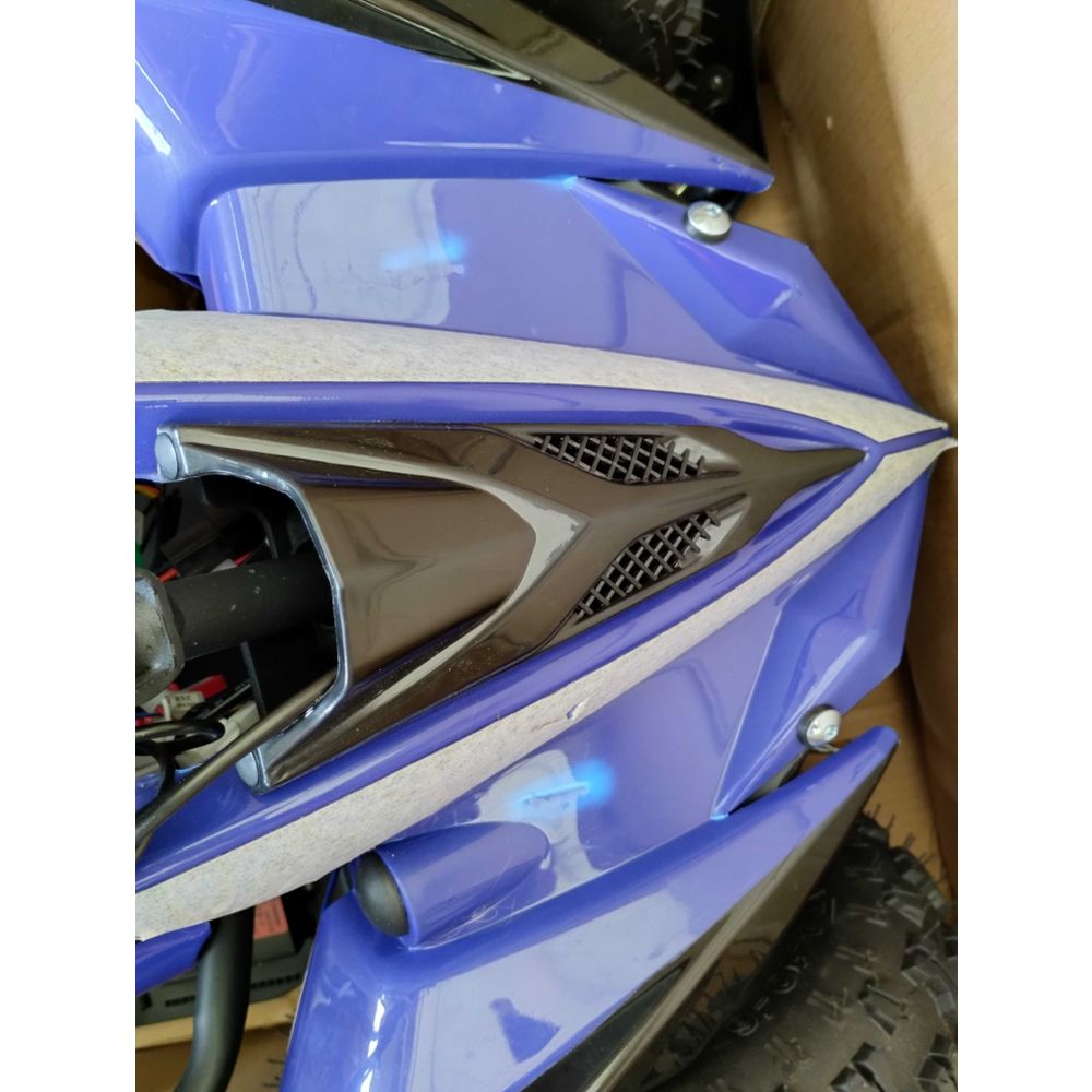 QUAD AKU HECHT 54100 BLUE-oštećena ambalaža i izgreban Quad slika 7