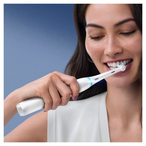 Oral-B električna četkica iO8 WHITE ALABASTER slika 9