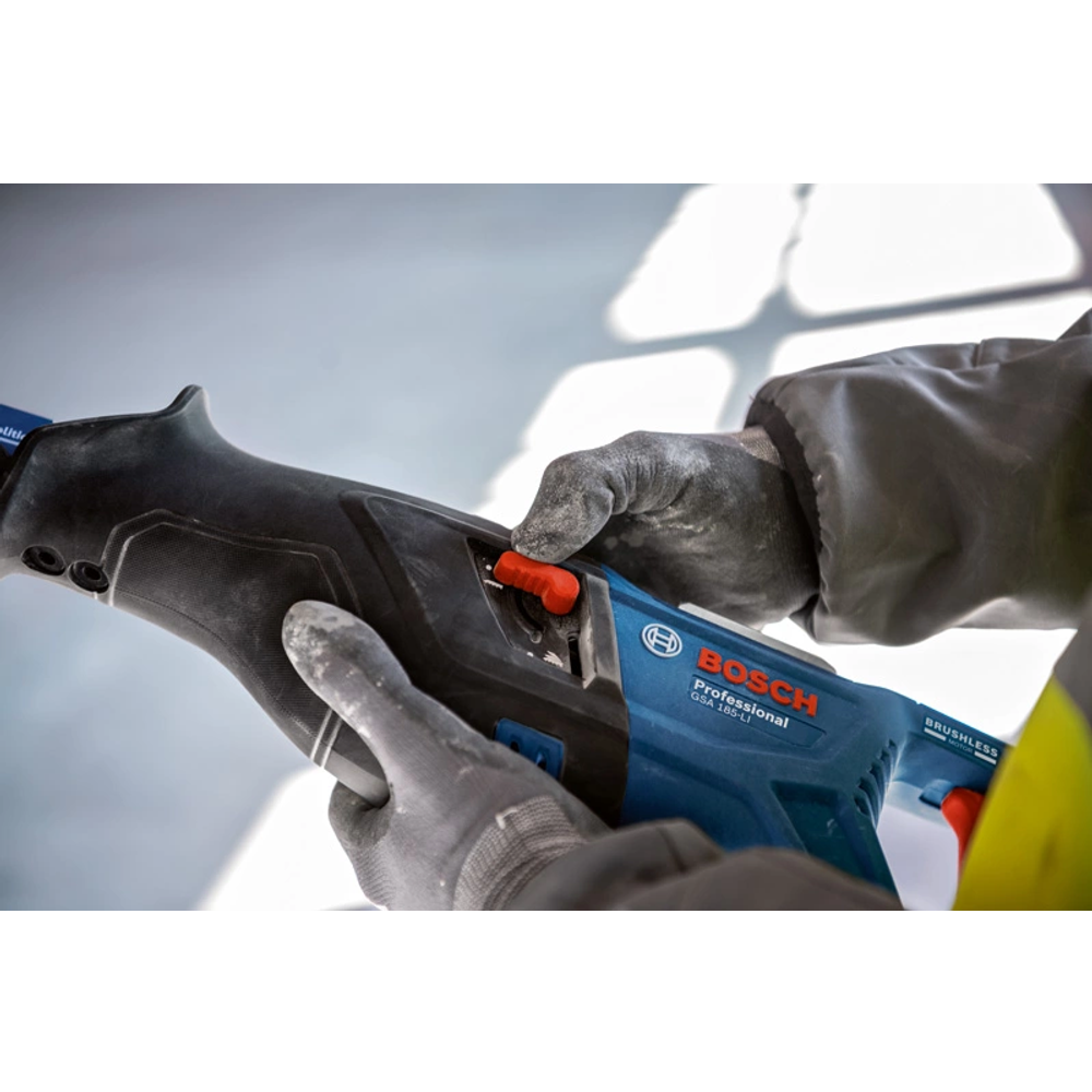 BOSCH Akumulatorska sabljasta testera GSA 185 Li Solo slika 5