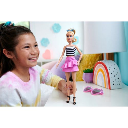 Barbie Fashionista Top Striped Pink Skirt doll slika 3