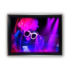 Vavien Artwork Slika na staklu 45x65 Neon Glasses