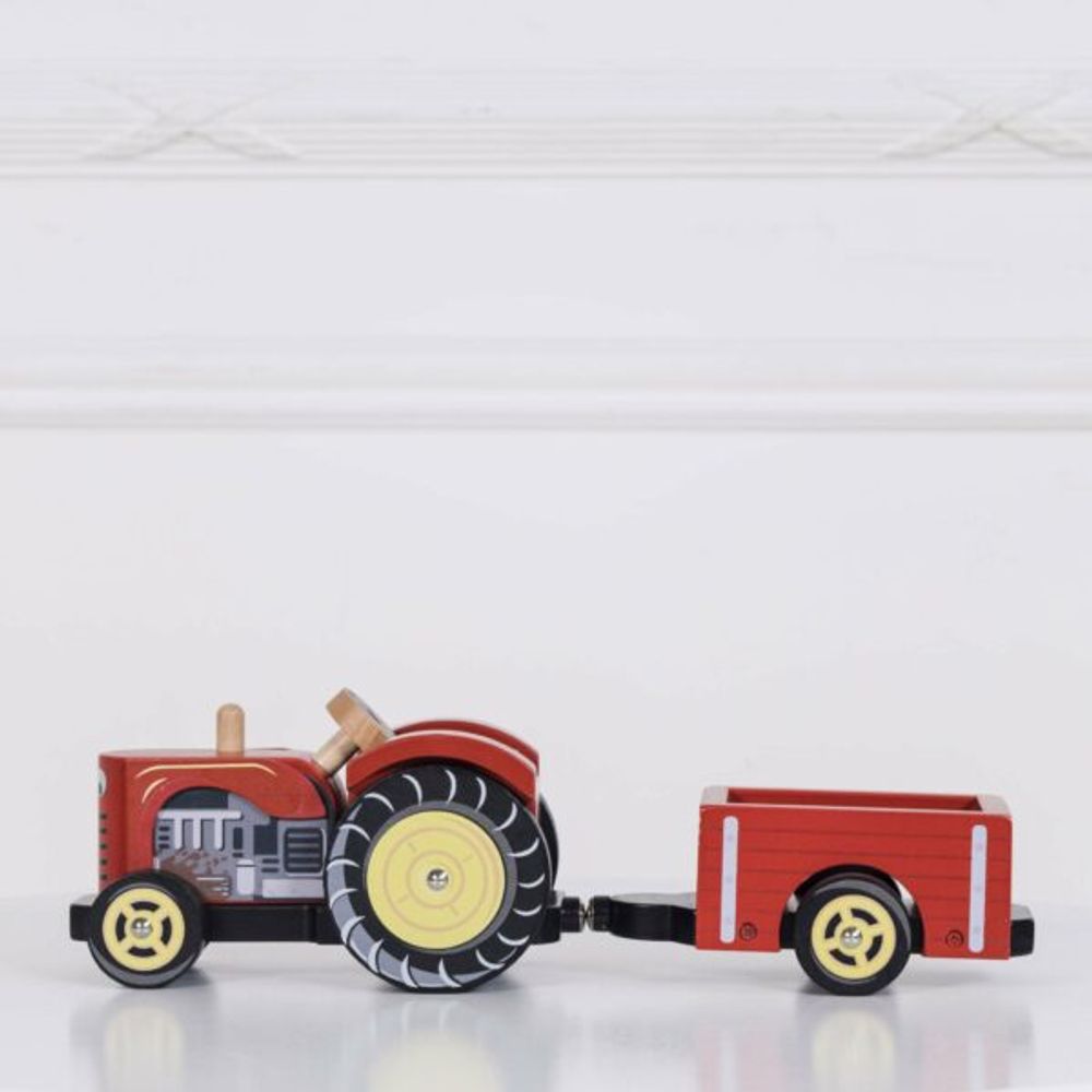 Le Toy Van Drveni traktor sa prikolicom Bertie slika 3