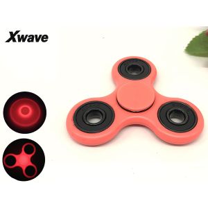 Spinner triangle svetleci u mraku Pink