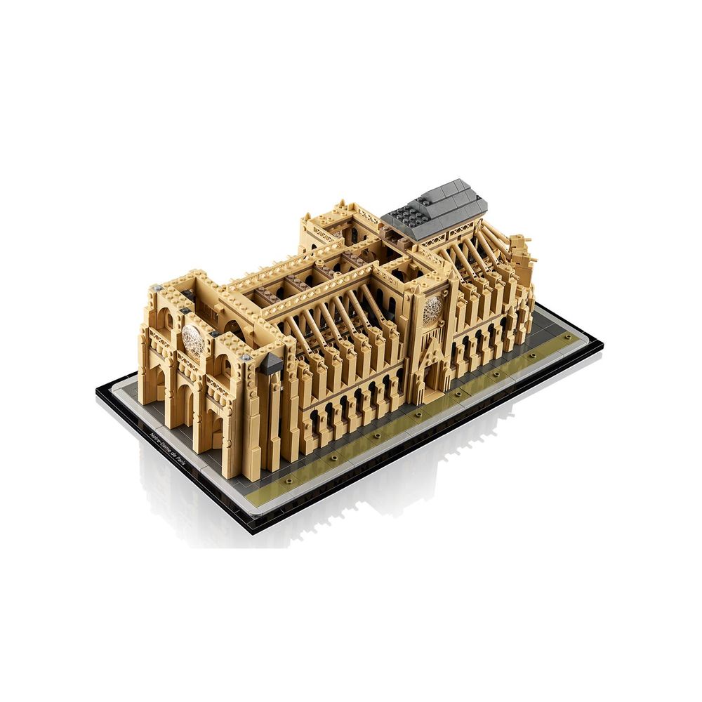 LEGO 21061 Notre-Dame Pariz slika 5