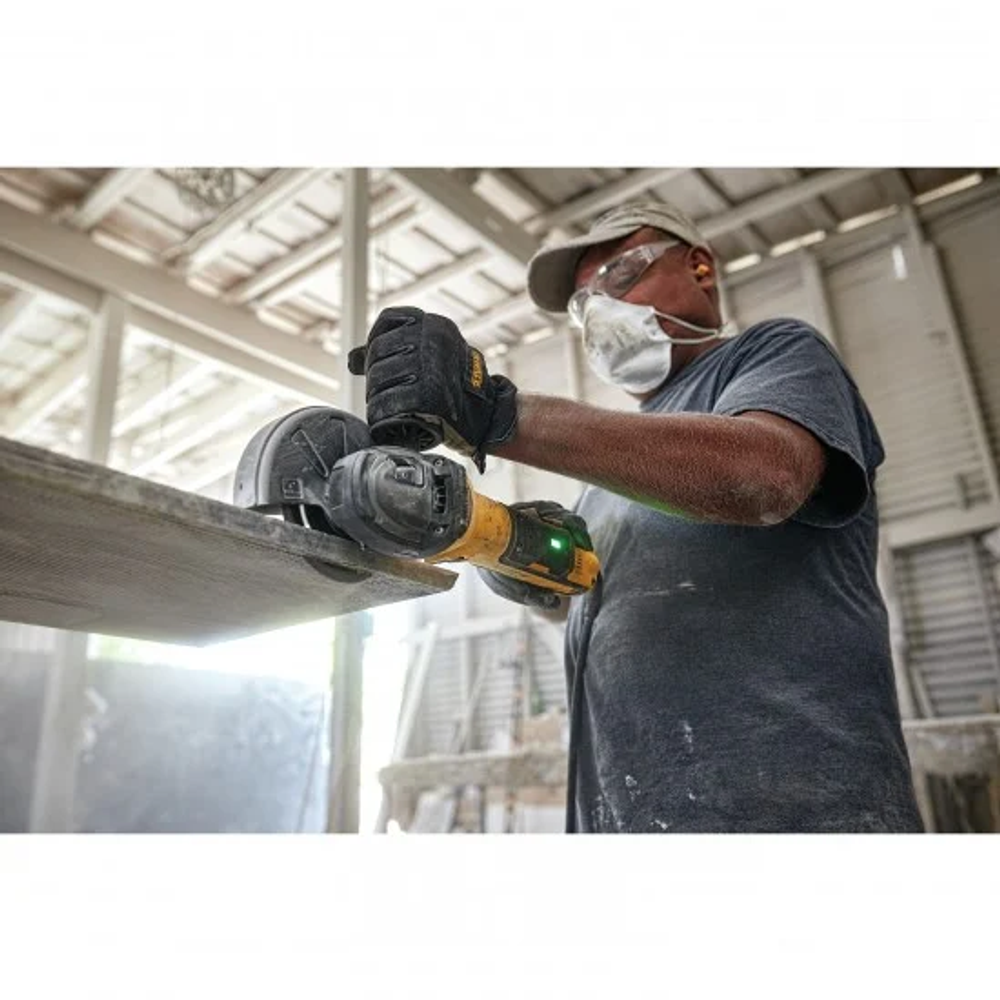 DeWalt Ugaona Brusilica DWE4347 slika 2