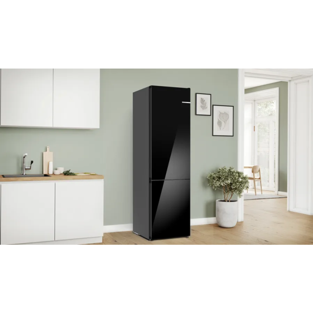 Bosch Kombinovani Frižider KGN39LBCF slika 3
