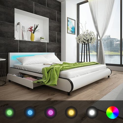 Krevet od umjetne kože s madracem LED bijeli 180 x 200 cm slika 39