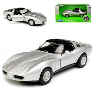 1982 Chevrolet Corvette Coupe silver 1:34