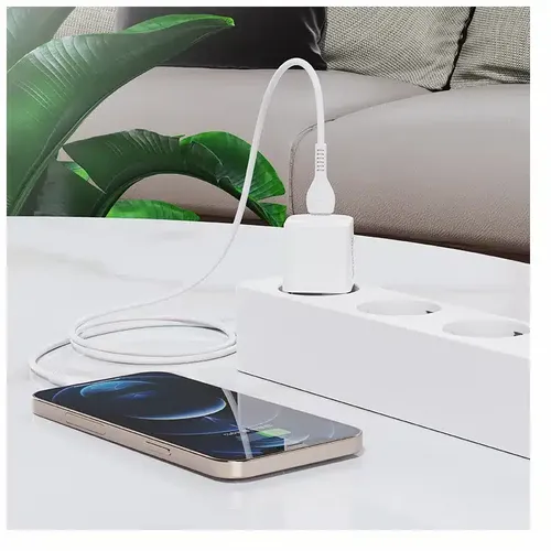 HOCO putni punjač Type C + kabel za iPhone Lightning 8-pin Power Delivery 20W Starter N10 bijeli slika 4