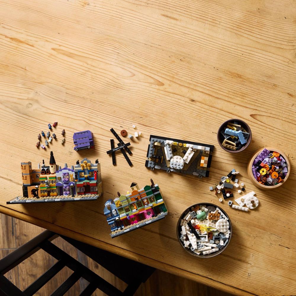 LEGO 76444 Diagon Alley™ sa čarobnjačkim prodavnicama slika 9