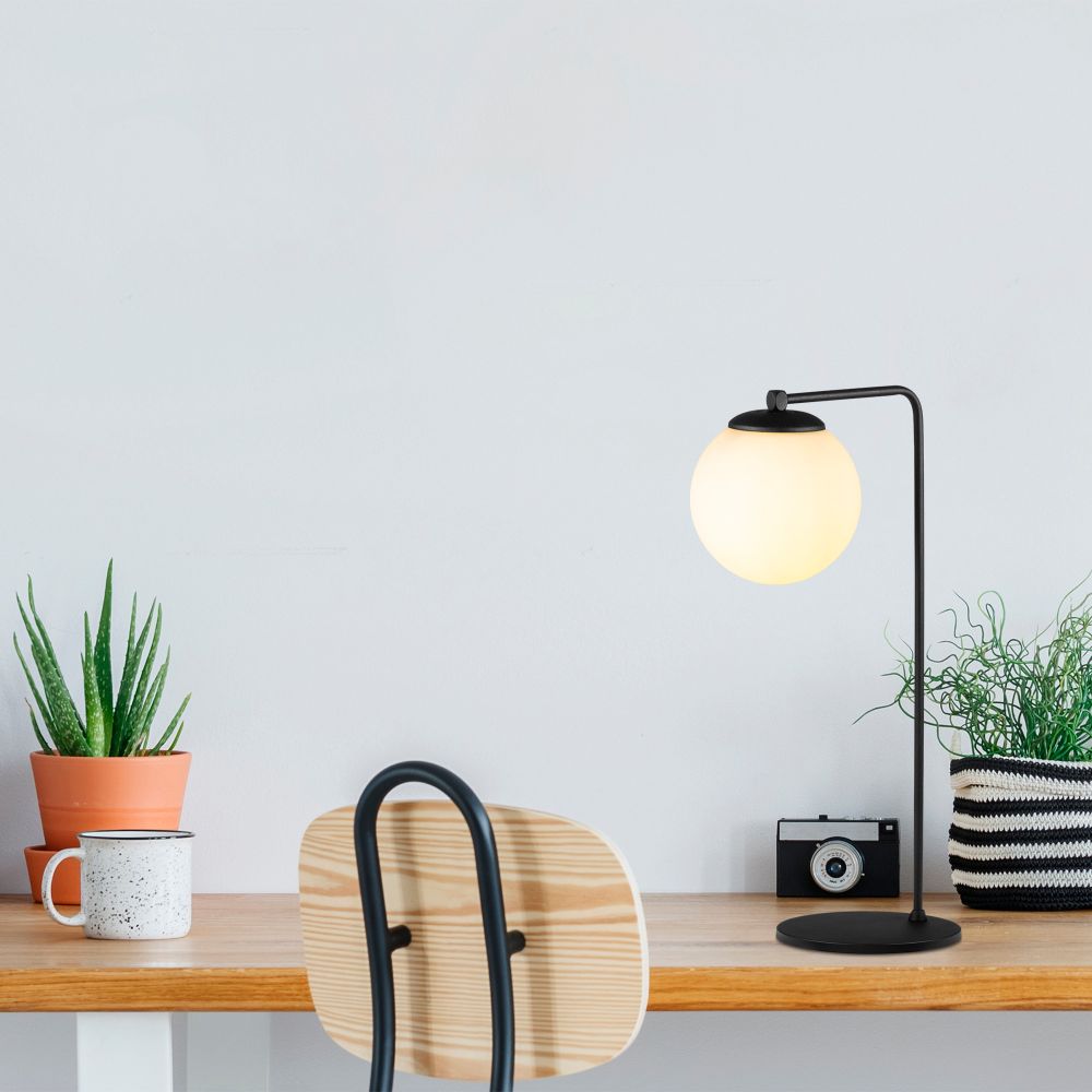 Zidna lampa Daisy-147-ML u crnoj boji slika 2