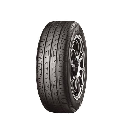 Yokohama 175/65R14 BLUEARTH-ES ES32 slika 1