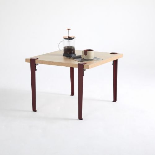 Halicheron - Wooden
Burgundy Wooden
Burgundy Coffee Table slika 2