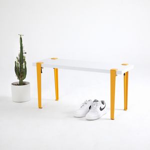 Khalkeus - White
Yellow White
Yellow Bench