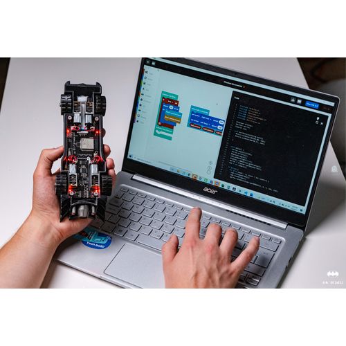 CircuitMess Batmobile: Uradi-sam pametni robotski autić slika 6