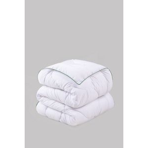 Aloe Vera White Single Quilt