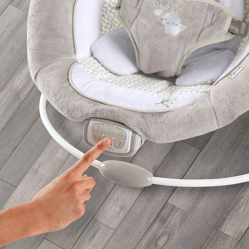 KIDS II ležaljka Twinkle tails ingenuity grey 11200 slika 10