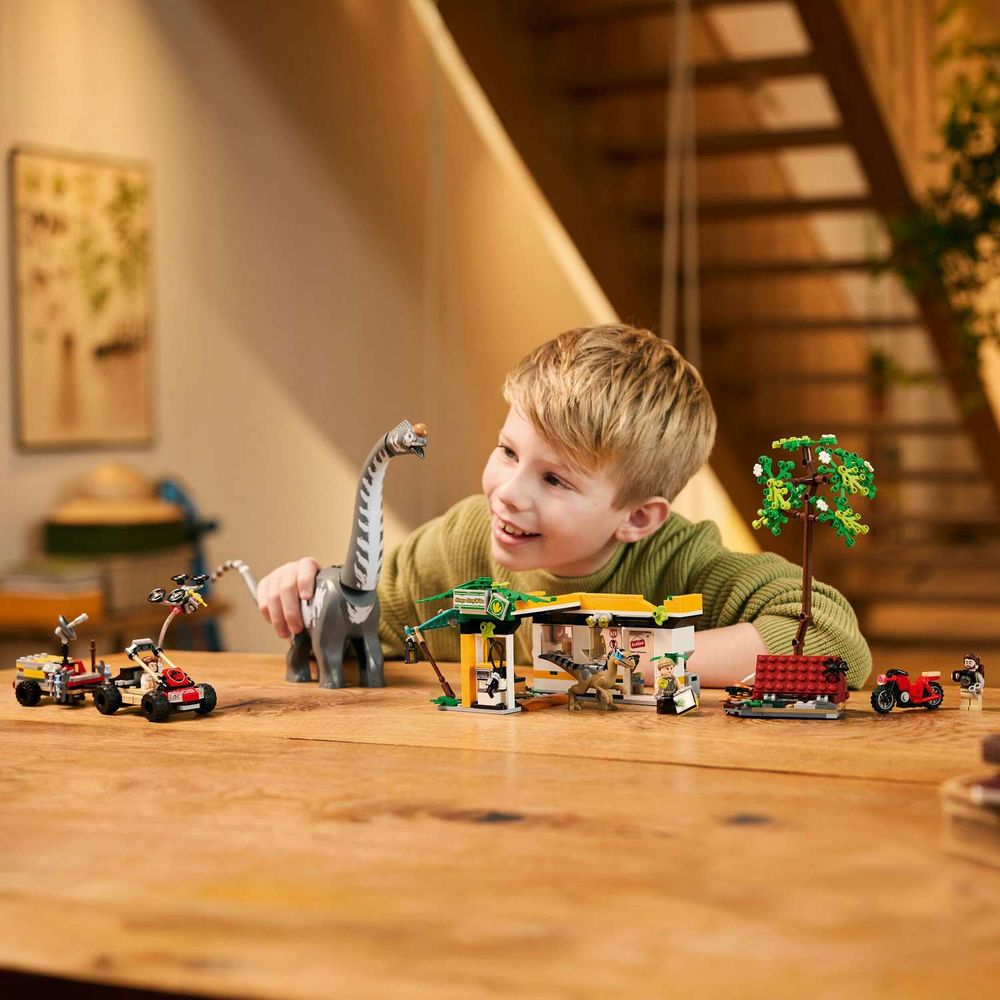LEGO 76973 Raptor & Titanosaurus Tracking Mission slika 8