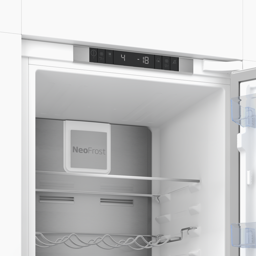 Beko BCNA306E4SN Ugradni kombinovani frižider, NeoFrost, Širina 54cm, Visina 193.5cm slika 2