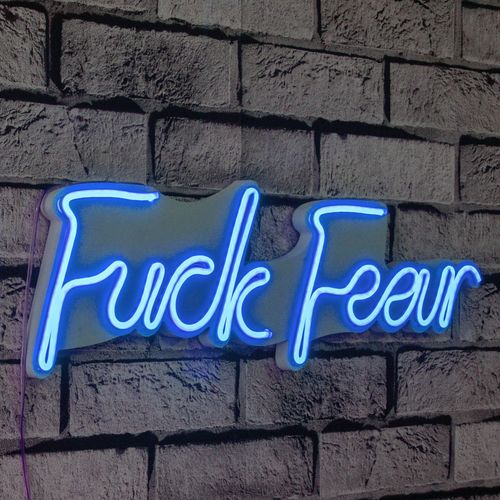 Wallity Ukrasna plastična LED rasvjeta, Fuck Fear - Blue slika 9