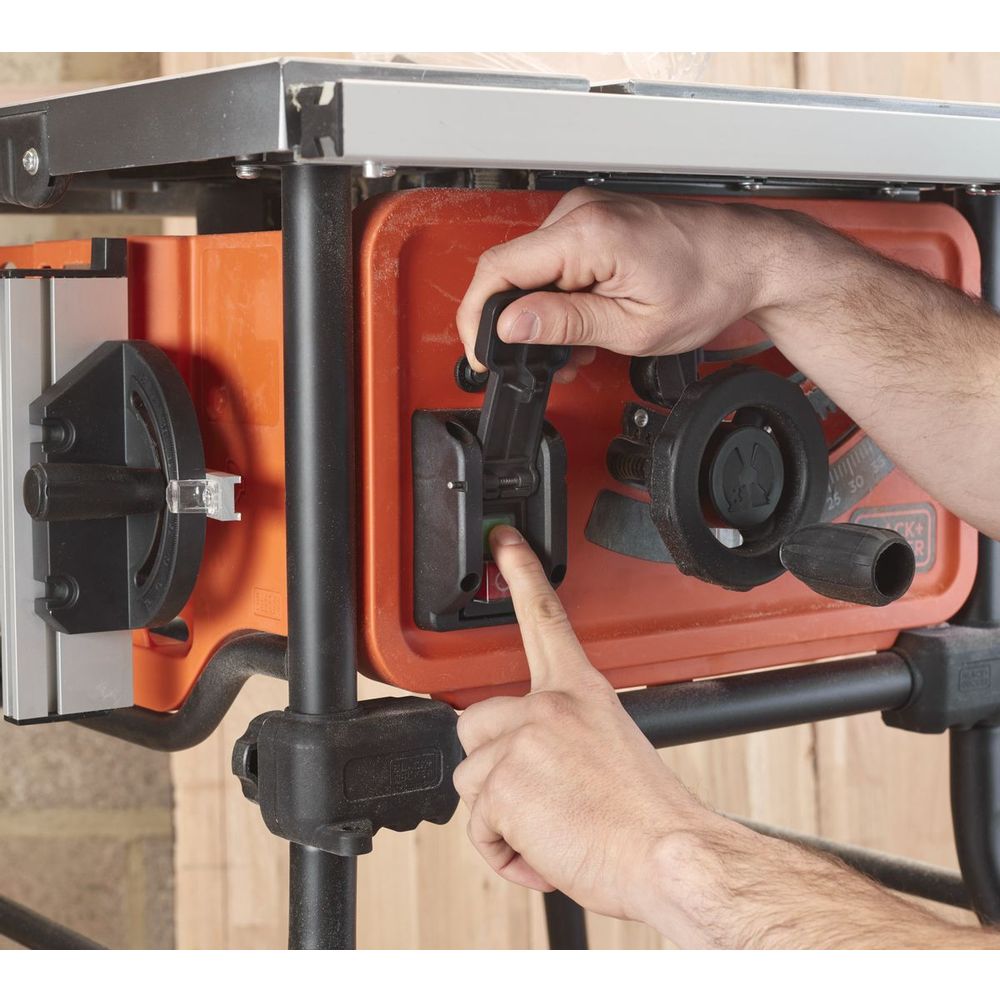 Black &Decker Ubodna pila 1800W 254mm BES720 slika 3
