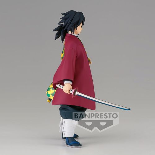 Demon Slayer Kimetsu no Yaiba Giyu Tomioka figure 17cm slika 3