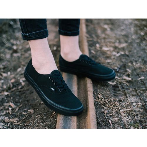 Vans U Authentic unisex tenisice VEE3BKA slika 1