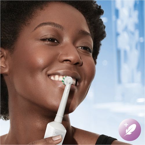 Oral-B električna četkica Vitality Pro white slika 8