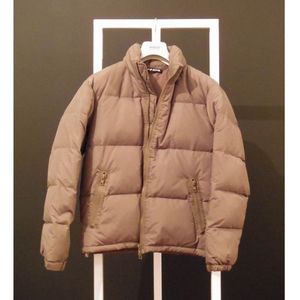 Dizajnerska jakna — DKNY