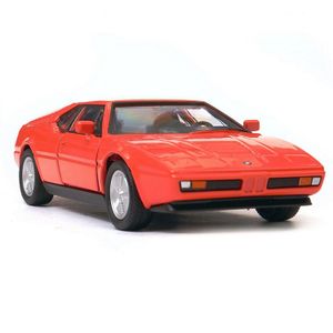 BMW M1 crveni 1:34