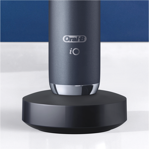 Oral-B Električna četkica iO Series 9 Black Onyx slika 3