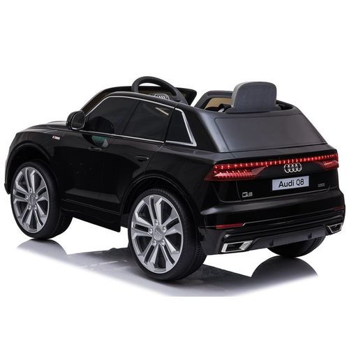 Auto na akumulator Audi Q8 JJ2066 - Crni slika 9