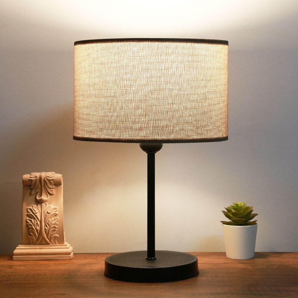 Stolna lampa AYD-2848 u bež i crnoj boji slika 1