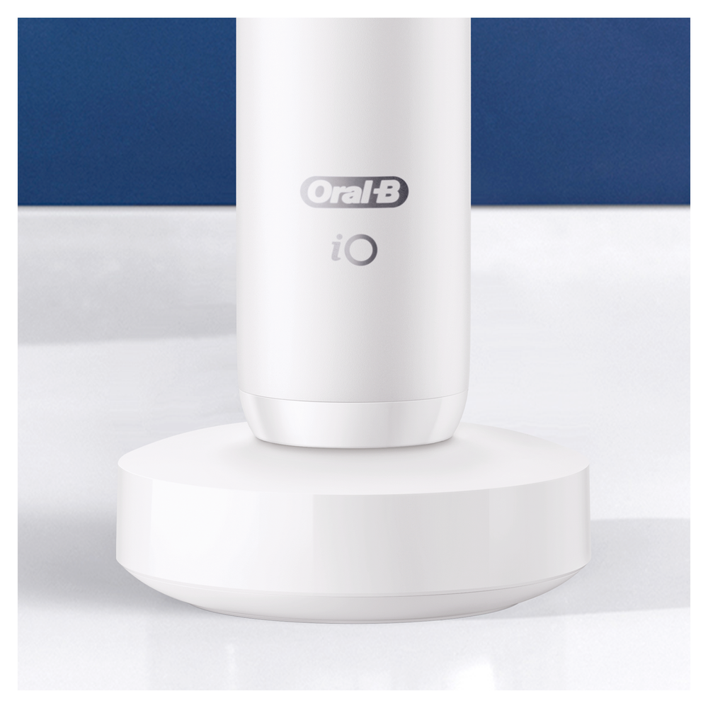 Oral B Električna Četkica Za Zube Io Series 7 White Alabaster slika 4