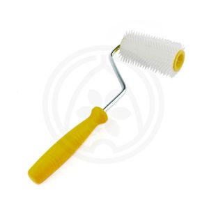 Jež za otvaranje mednih poklopaca, sa belim plastičnim iglama, BEE