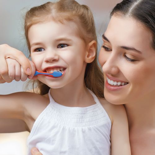 Edel White Kids Flosserbrush UltraSoft Dječija Četkica Za Zube  slika 5