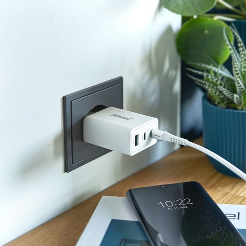 Intenso 65W GaN punjač s 2xUSB-C i 1xUSB-A priključkom W65ACC slika 5