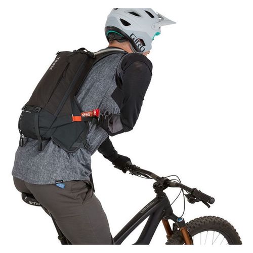 THULE Rail Bike Hydration 8L slika 6