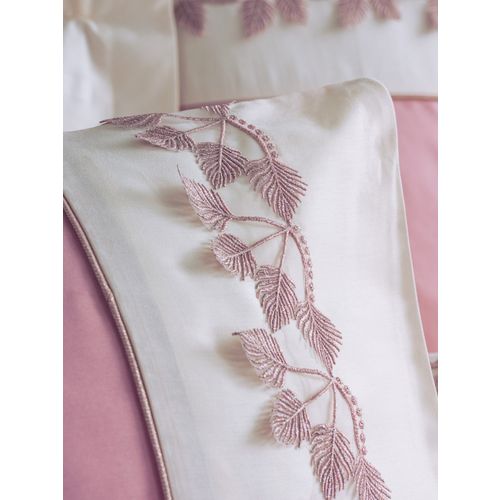 Niobe - Pink Pink
White Premium Satin Double Quilt Cover Set slika 3
