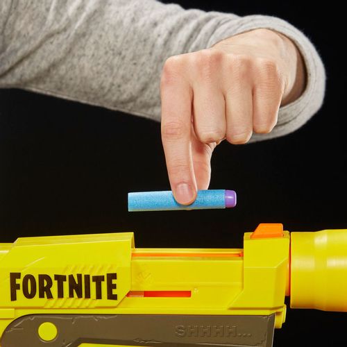 Nerf Fortnite SP-L dart blasting slika 3