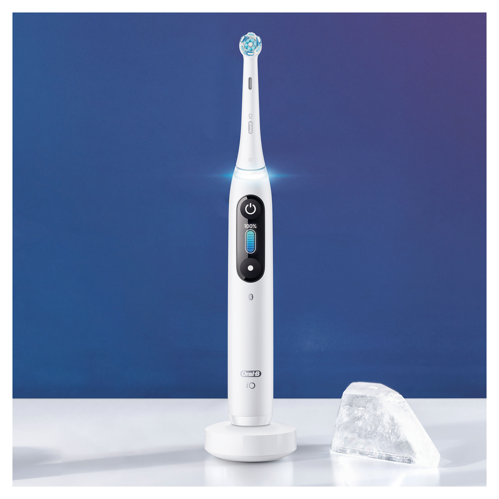 Oral-B Električna četkica iO Series 8 White Alabaster slika 2